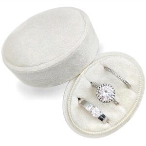 Ivory Velvet Ring Box
